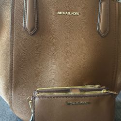 Michael kors bag 