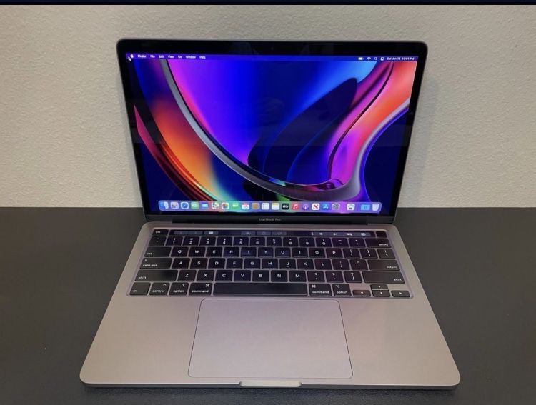MacBook Pro 2019 With Touch Bar Screen (excellent Condition) 