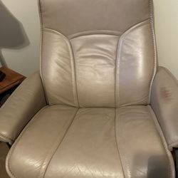 Eckorness Stressless Recliner And Ottoman