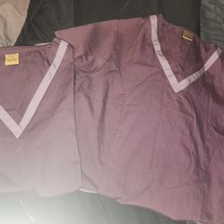 2 Women's Scrub Tops Size Medium 