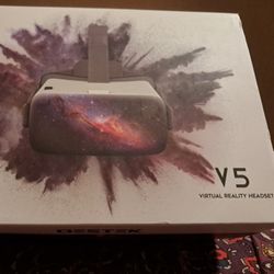 V5 Virtual Reality Headset