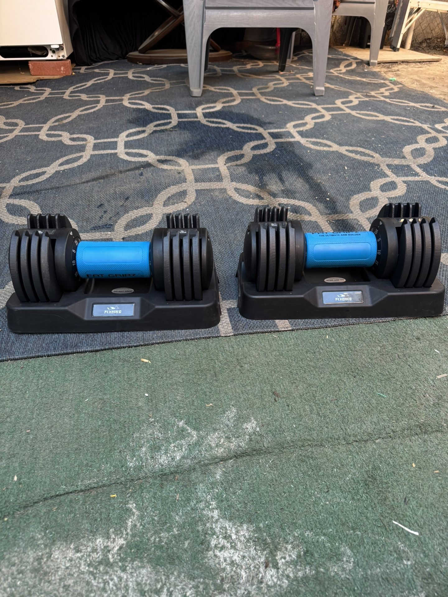Flybird Adjustable Dumbbells Set