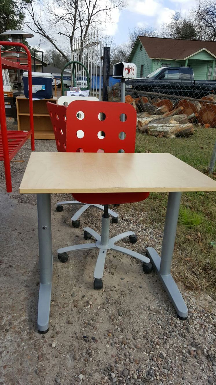 Escritorio pequeño para niños