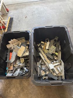 Deck brackets