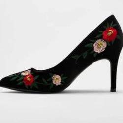 Embroidered Stiletto Pumps Size 8 