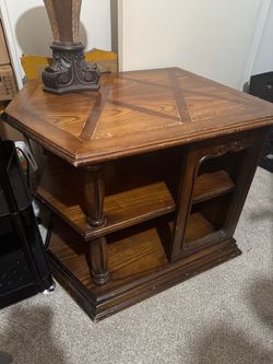 Unique tiered table