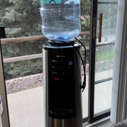 Water Dispenser 