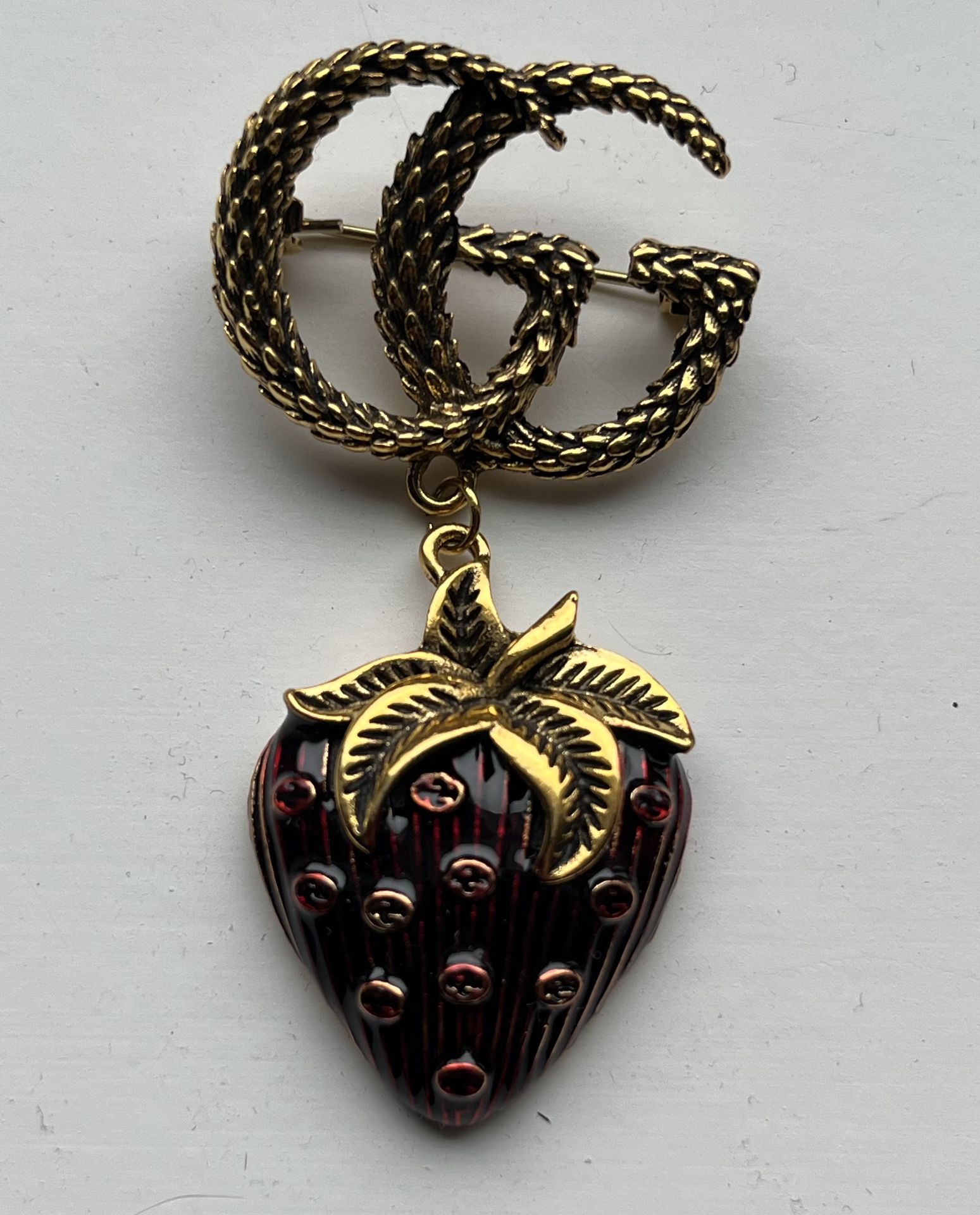 Designer strawberry brooch pin GG gold