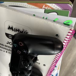 PS4 controller