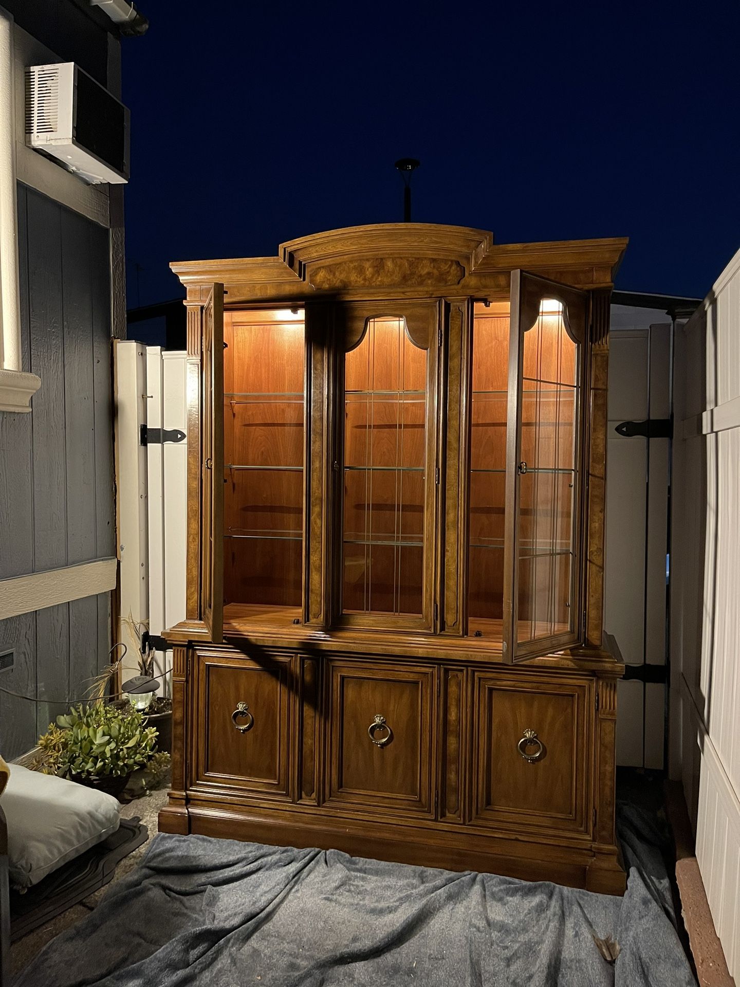 Drexel Furniture Francesca Collection Italian Provincial 60" Lighted Display China Cabinet