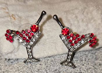 Martini (cosmopolitan) stud earrings