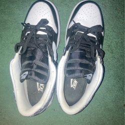 Nike Black low “Black Paisley