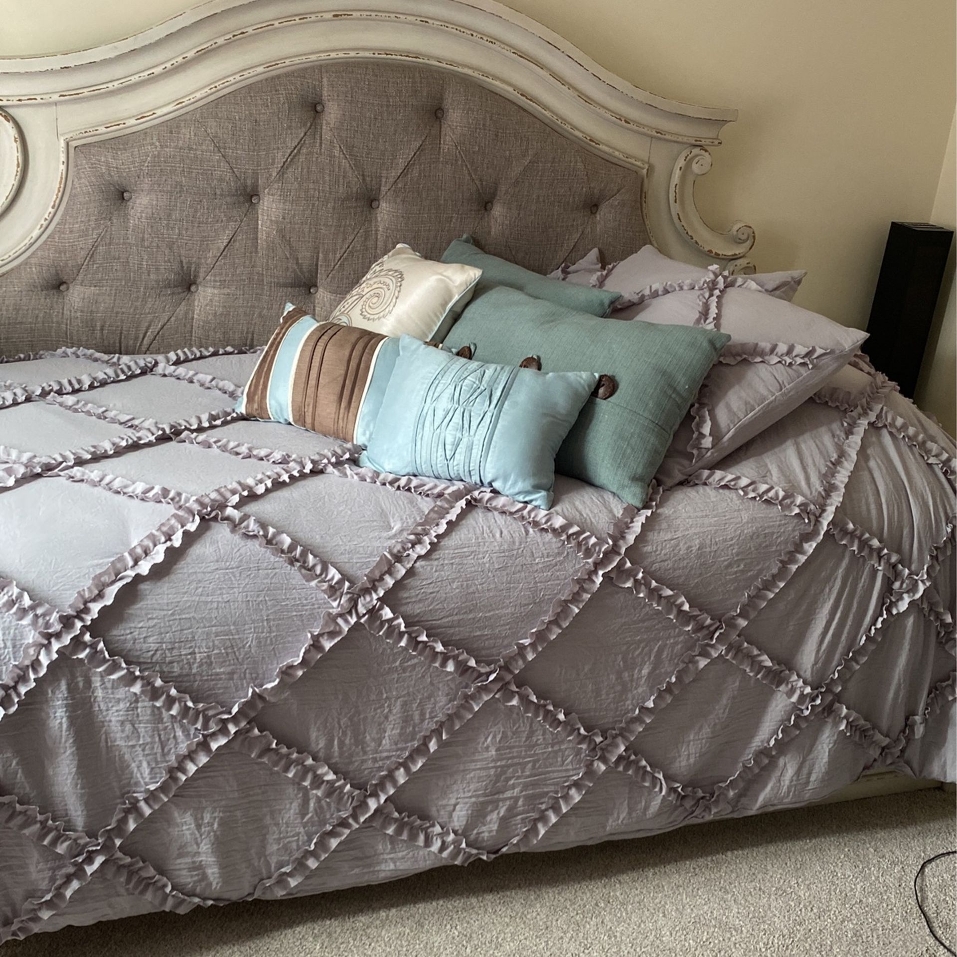 Comforter and Matching Curtains Set