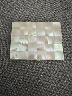 MOTHER OF PEARL VINTAGE 1950’s CIGARETTE CASE 