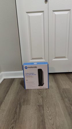 Motorola Cable Modem Plus dual band Wi-Fi router