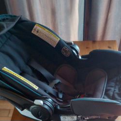 Graco Infant Car Seat Snugride 35 Lite LX