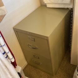 Metal Filing Cabinet/ 2 Drawer