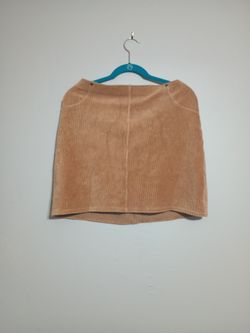 Hue Size L - Corduroy Like Mini Skirt - Faux Pockets - Fits Like 2x