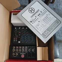 8- Channel Compact Mixer (Sound Equipment)