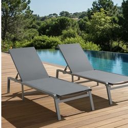 Foldable Lounge Chair (New)