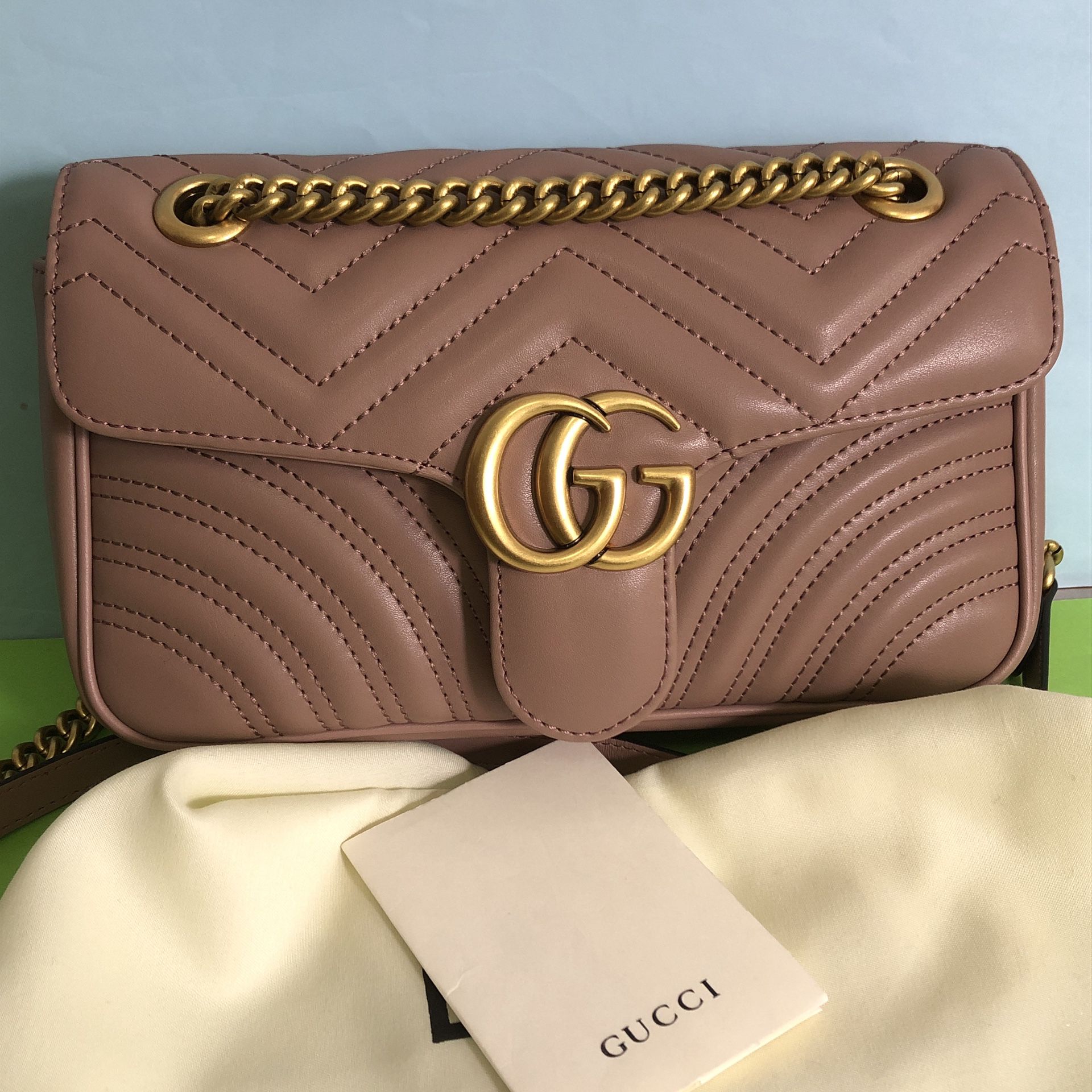Gucci pink women's bag, chain clause crossbody bag authentic for Sale in  Lathrup Village, MI - OfferUp