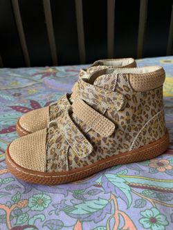 Livie and Luca girls shoes size 2