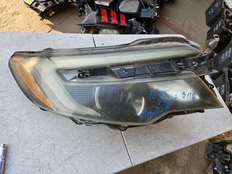 Honda Pilot Right Headlight Oem