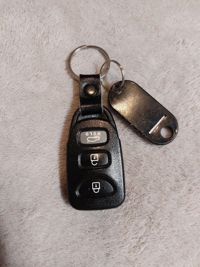 2015 2016 2017 Hyundai Elantra Key Fob OEM