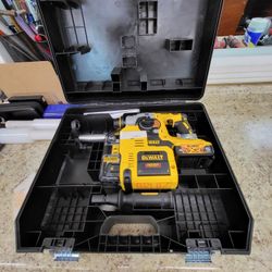 Dewalt Rotary Hammer With Battery And Vacuum