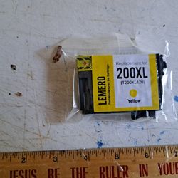 NEW Replacement  Cartridge  Yellow .