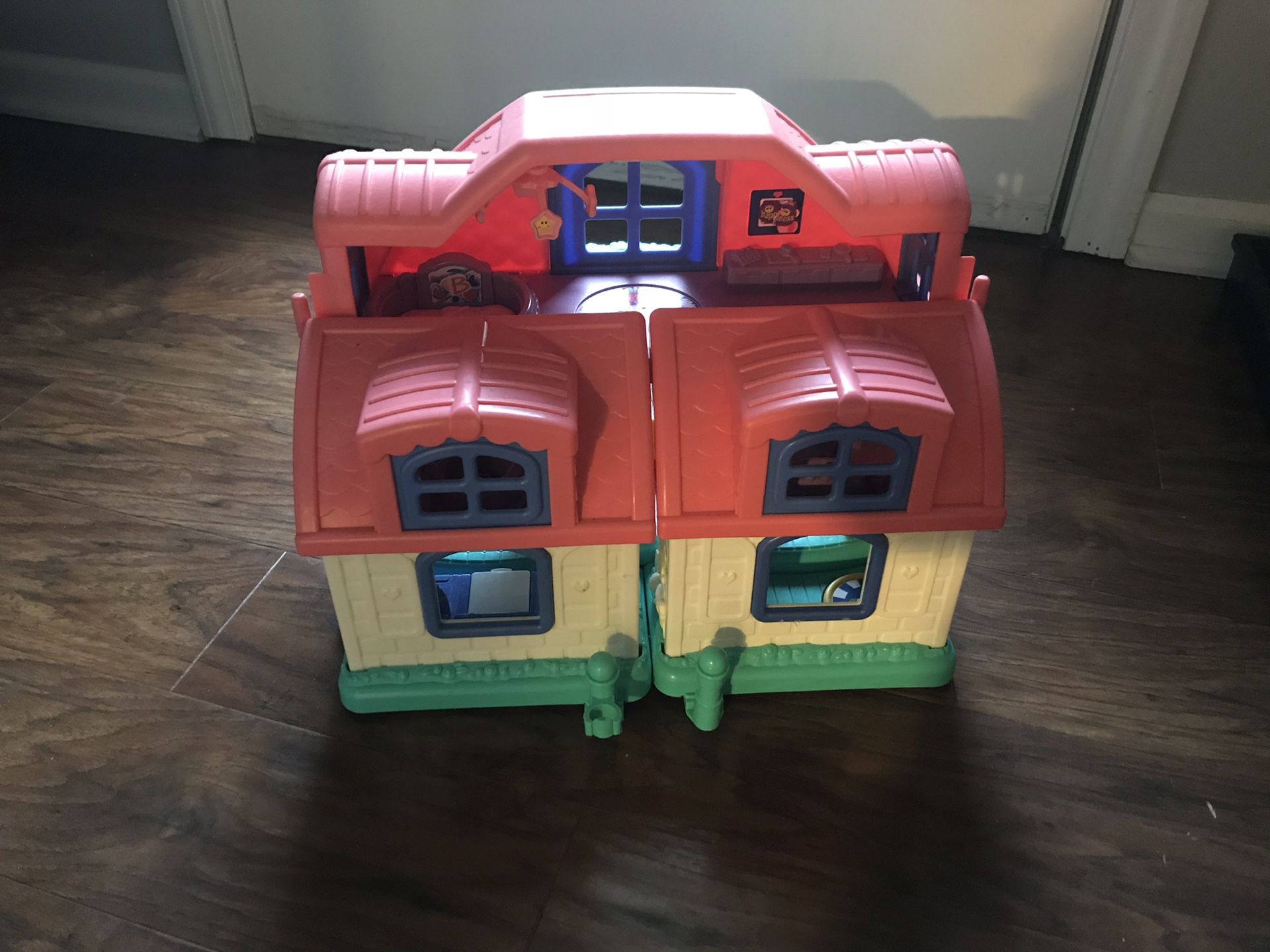 Little People house