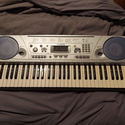 Yamaha Keyboard
