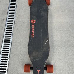 Boosted Board V1 - For Parts or Repair No Controller- No Charger