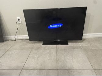 Samsung 50’ Tv