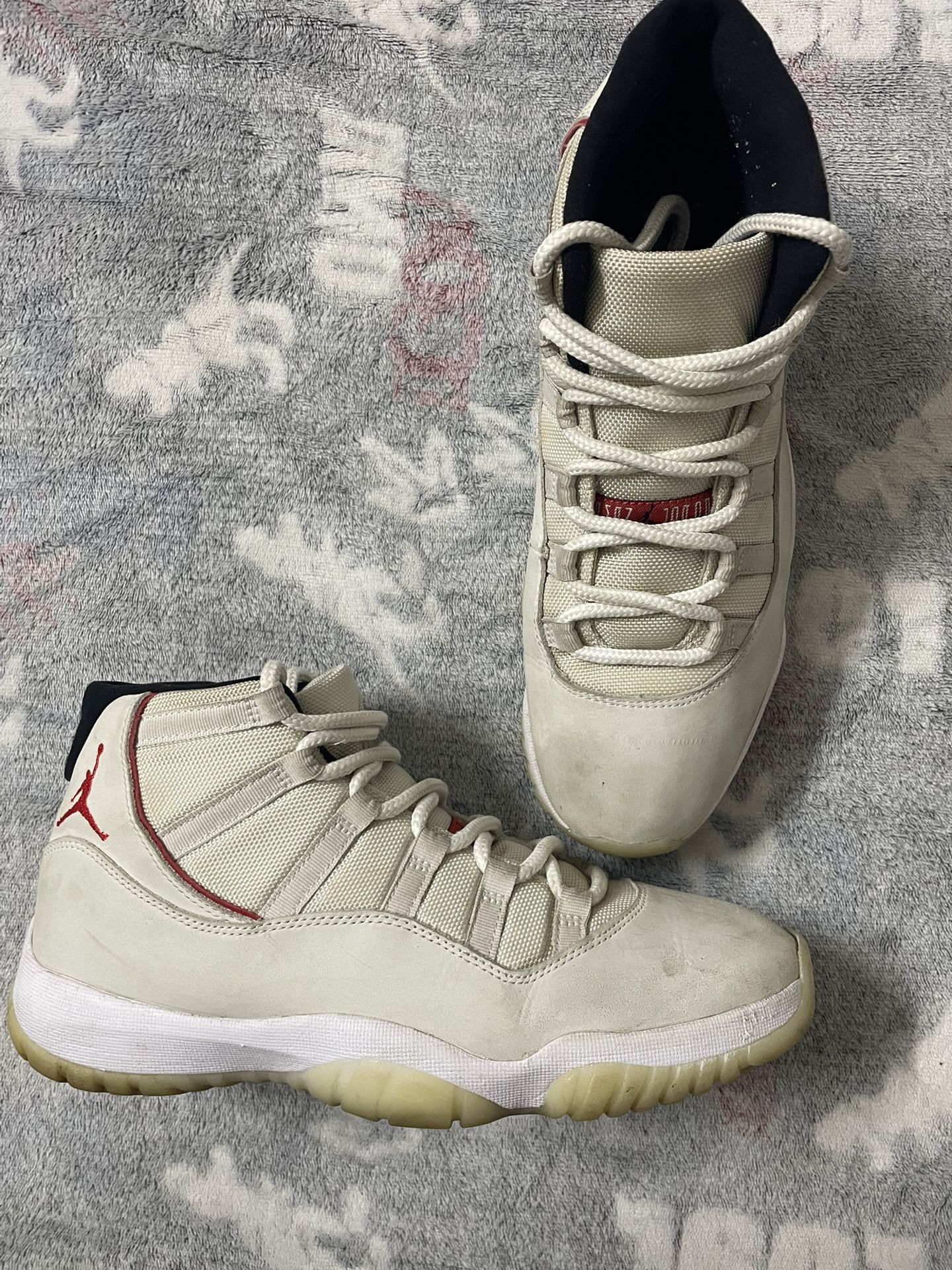 Jordan 11 Platinum Tint