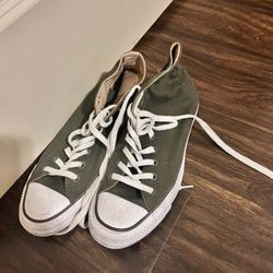 Women’s Converse shoes $20