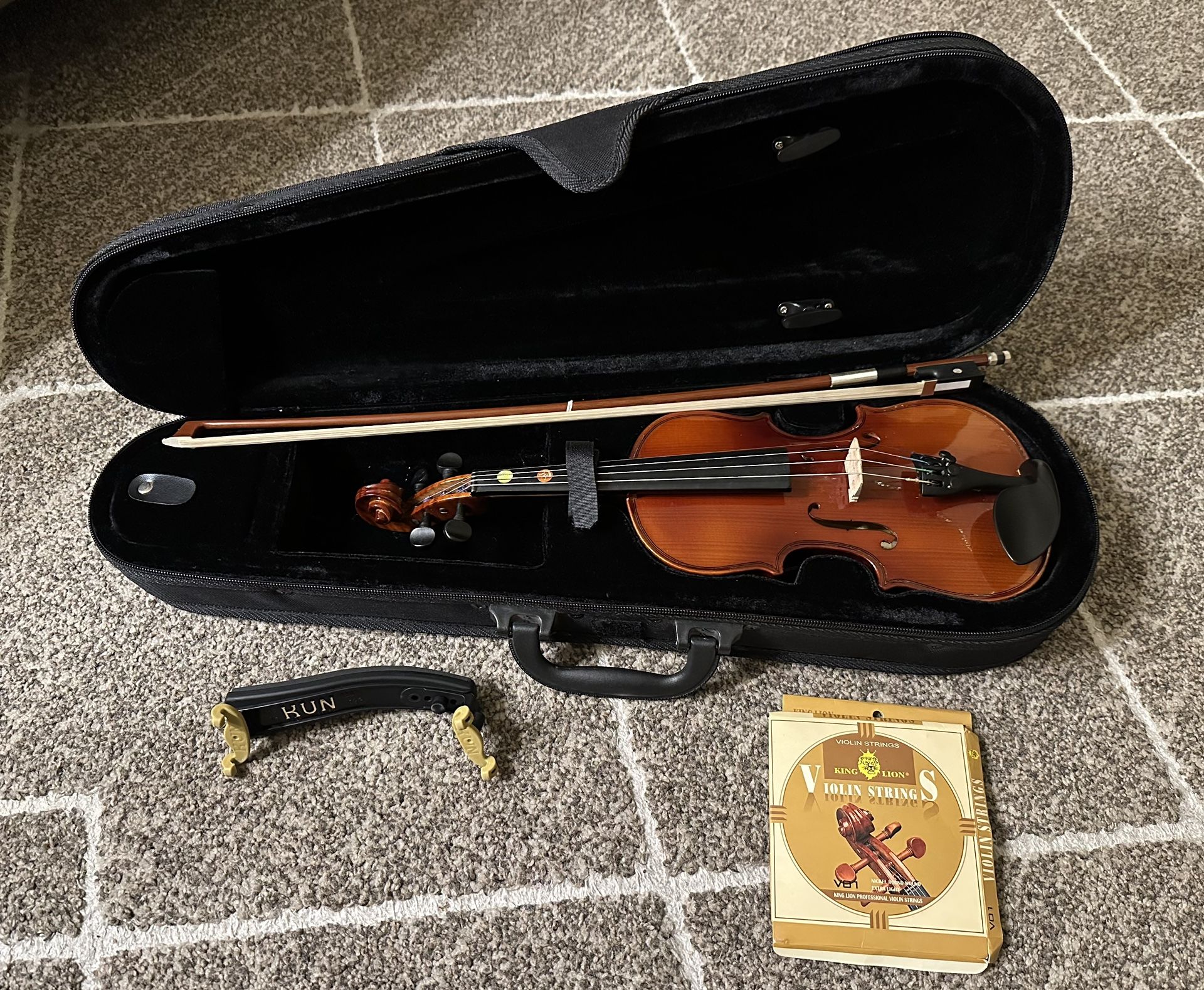 Violin For Young Beginner (1/8 Size)