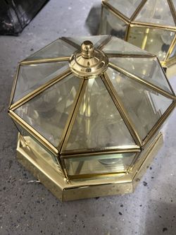 Ceiling Fan $10