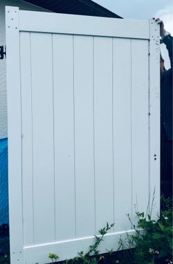 PVC VINYL WHITE PRIVACY FENCING