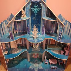 Huge Elsa Wood Castle 