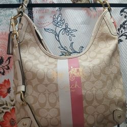 Coach Purse 👛 