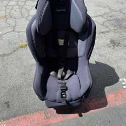 Nuna Rava Convertible Car Seat