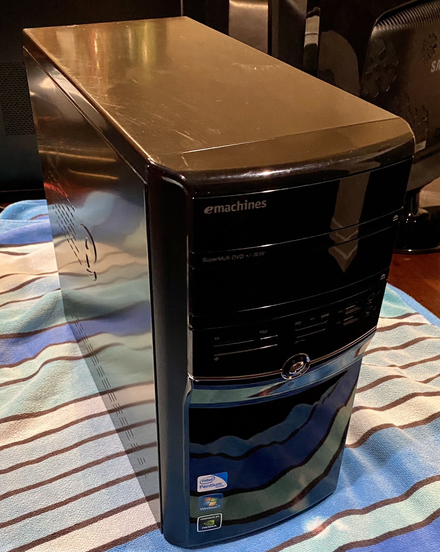 PCs For Parts Dell And Emachines Desktops