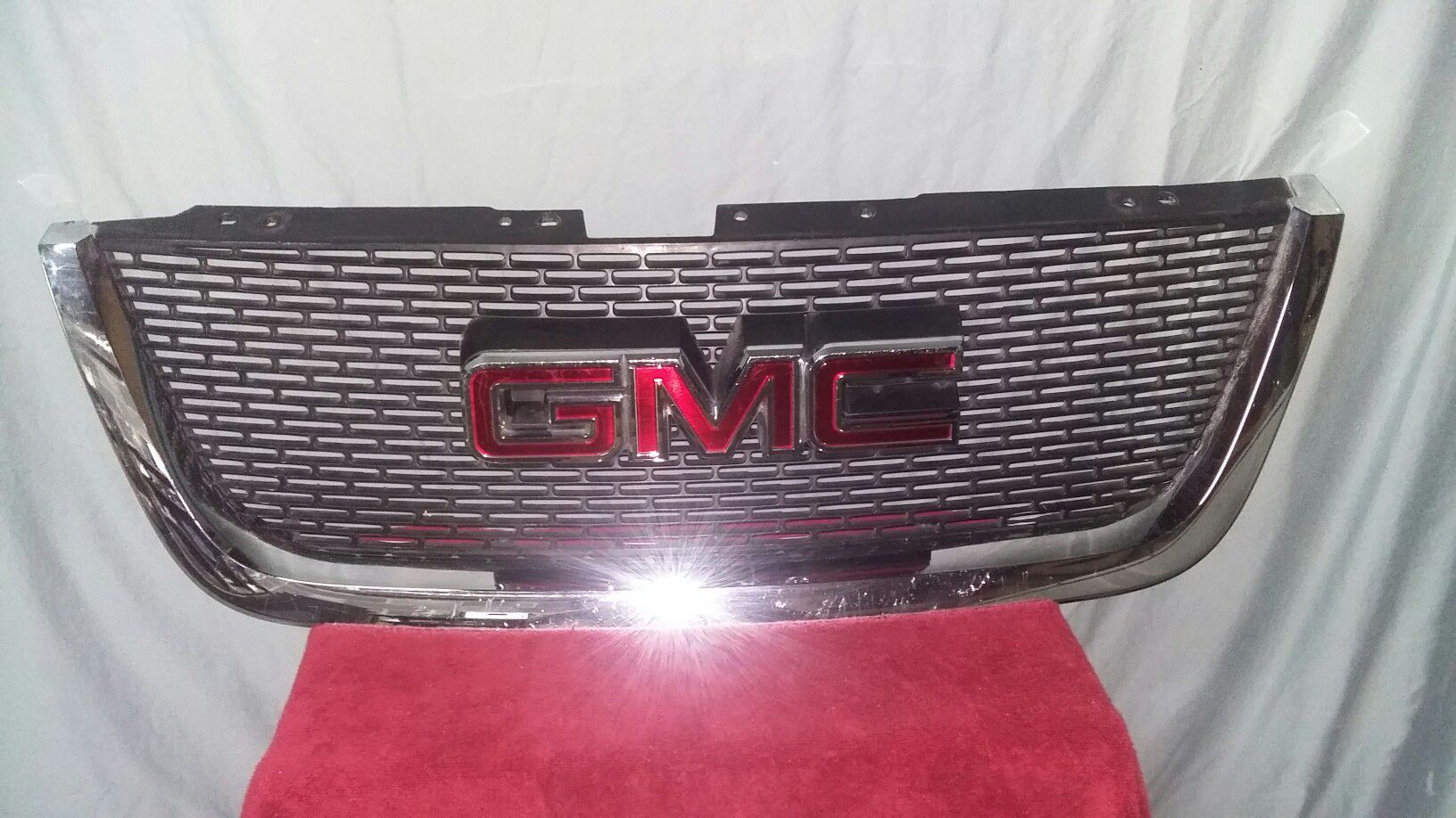 2013-16 GMC Arcadia Chrome/Black Front Grille #15209577