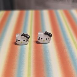 Hello Kitty Earrings For Sensitive Skin 