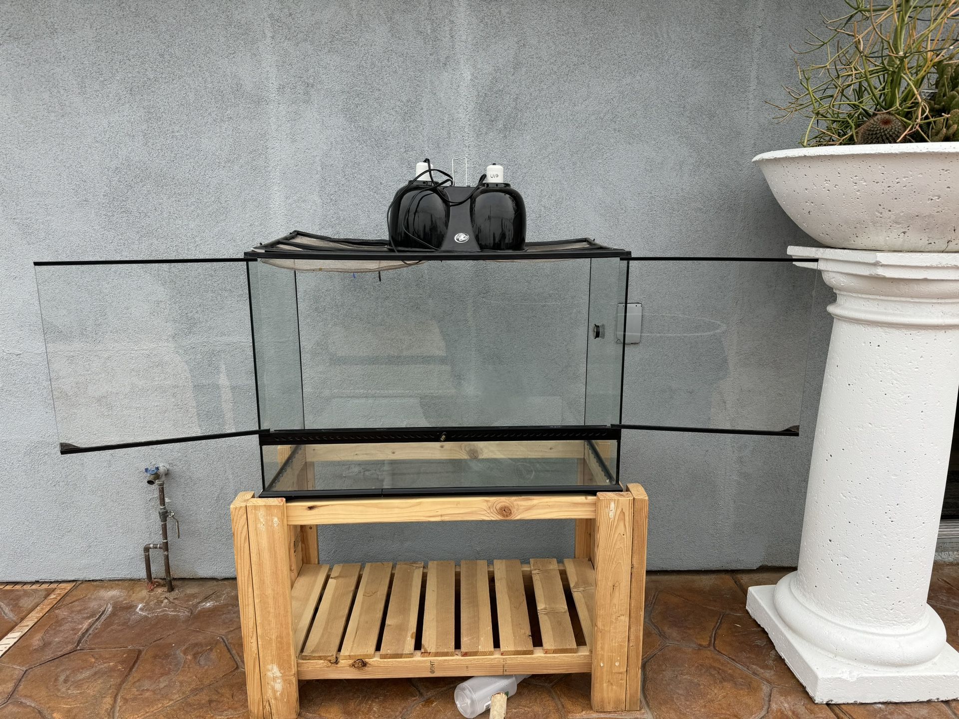 Reptile Tank Enclosure