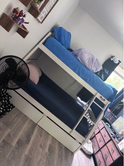 Bed twin over full ... $75 flat .