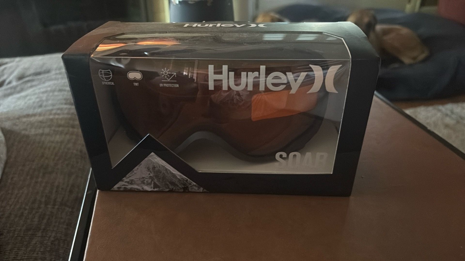 Hurley “Soar” snow goggles