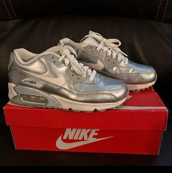 Women's Nike Air Max BRAND NEW!!