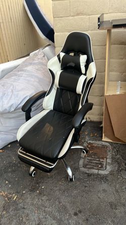 Gaming chair